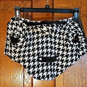 PoochaLini XS Houndstooth Dog Coat – Classic Black & White Pet Jacket